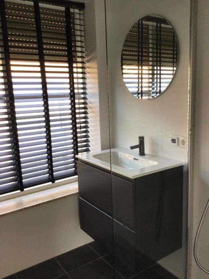 Chic Appartement In Sas Van Gent Sas van Gent Exterior foto